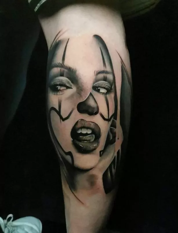 Création de tatouage réaliste , Thillot, Taïga Zore Art Tattoo