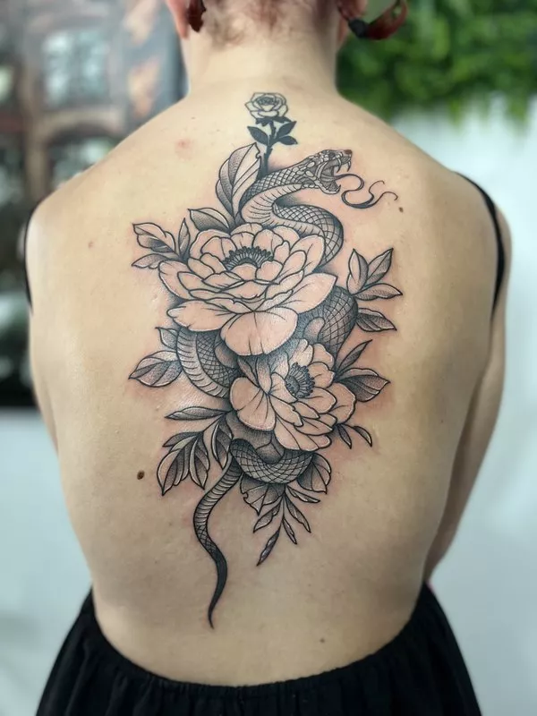 Création de tatouage réaliste , Thillot, Taïga Zore Art Tattoo