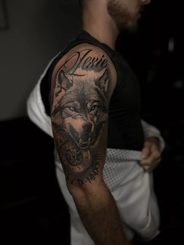 Création de tatouage réaliste , Thillot, Taïga Zore Art Tattoo