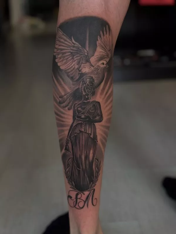 Création de tatouage réaliste , Thillot, Taïga Zore Art Tattoo