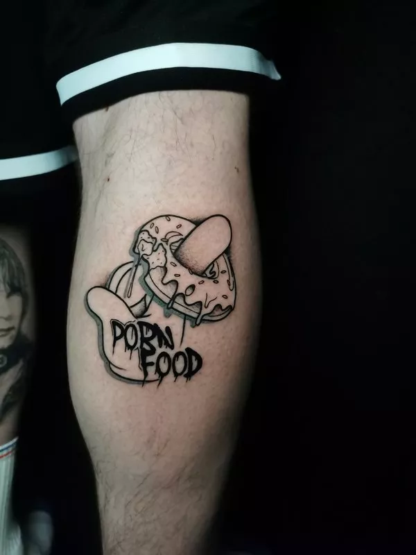 Création de tatouage newschool , Thillot, Taïga Zore Art Tattoo