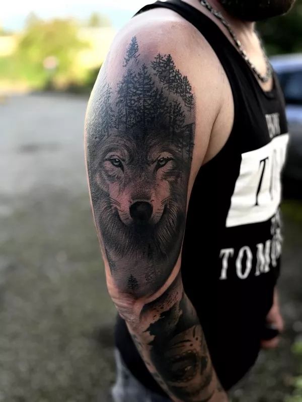 Création de tatouage réaliste , Thillot, Taïga Zore Art Tattoo