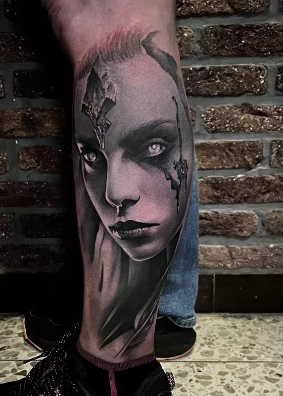 Création de tatouage réaliste , Thillot, Taïga Zore Art Tattoo