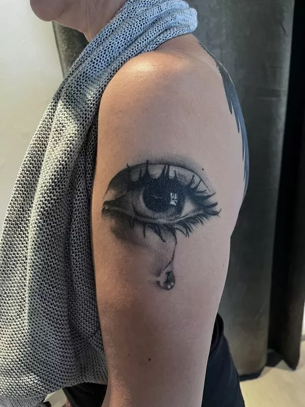 Création de tatouage réaliste , Thillot, Taïga Zore Art Tattoo