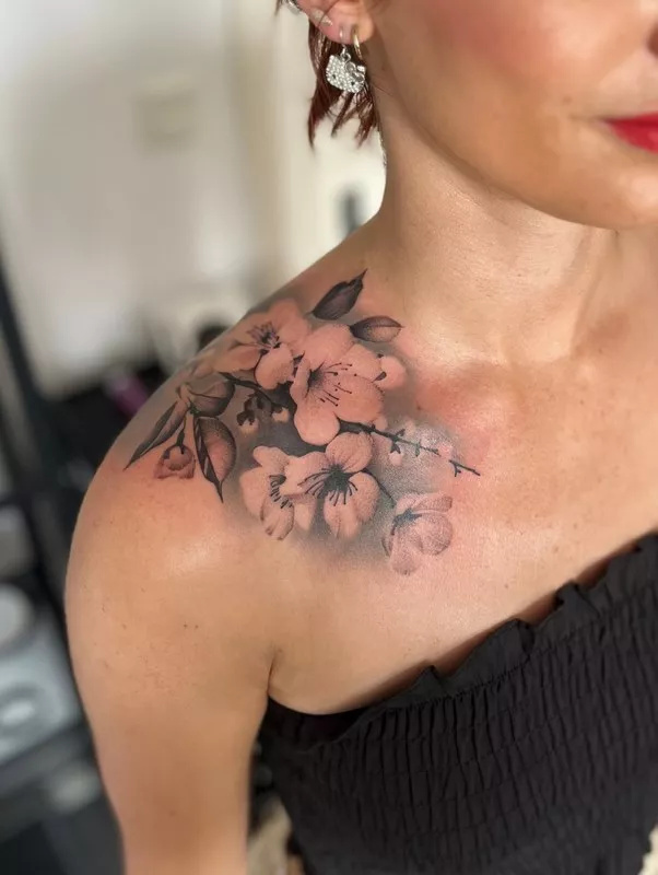 Création de tatouage réaliste , Thillot, Taïga Zore Art Tattoo